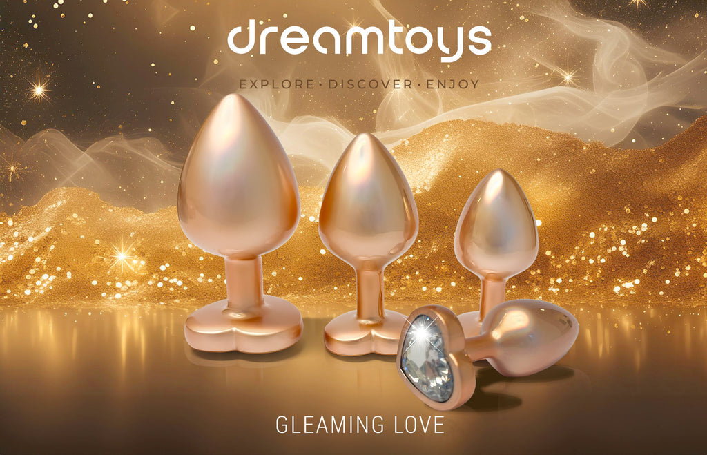 GOLD AND LUSTROUS PEARL PIN SET
